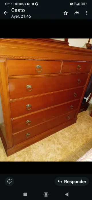 Cómoda de dormitorio de madera maciza URGE VENTA