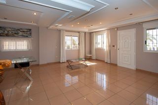 Chalet en venta en Playa de los Locos en Torrevieja