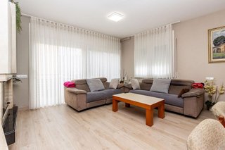 Casa adosada en venta en Centre en Castellar del Vallès