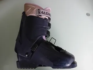 Bota esquí izquierda rota T36 Salomon