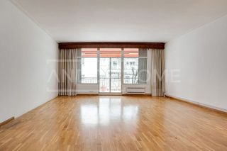 Piso en venta en Sants en Barcelona