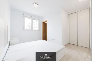 Piso en venta en Poniente-Norte - Miralbaida - Parque Azahara en Córdoba