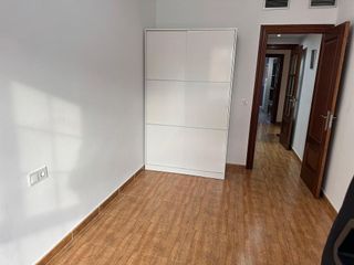 Piso en venta en San Luis en Almería