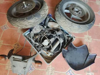 Scooter gris M-VX 3686