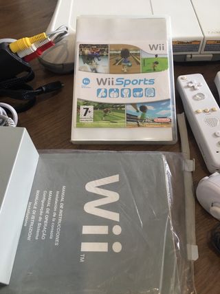 Nintendo Wii Completa 2 mandos 2 juegos REVISADA