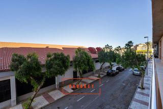 Piso en venta en Las Salinas en Roquetas de Mar