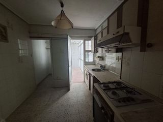 Piso en venta en Santo Domingo y San Martín  en Huesca