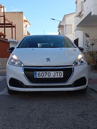Peugeot 208 - 34000KM - 1.6 BlueHDI 75CV Access