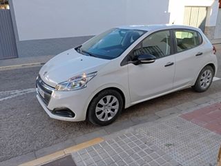 Peugeot 208 - 34000KM - 1.6 BlueHDI 75CV Access
