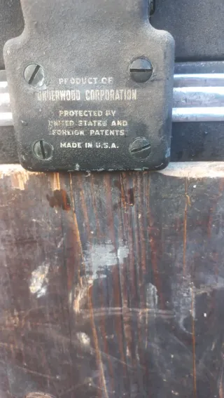 Máquina de escribir Underwood antigua