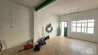 Chalet en venta en Coria del Río