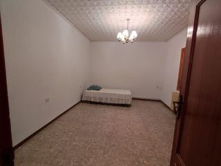 Chalet en venta en Tomelloso