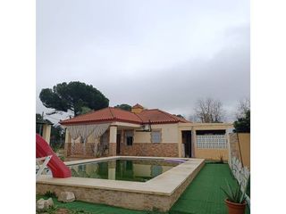 Casa en venta en Carmona