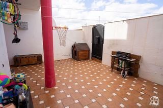 Casa adosada en venta en La Charca-Majada Marcial en Puerto del Rosario