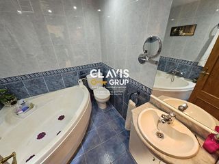 Piso en venta en Sant Andreu de Palomar en Barcelona