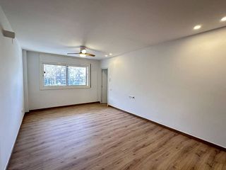 Piso en venta en Casagemes - Canyadó en Badalona