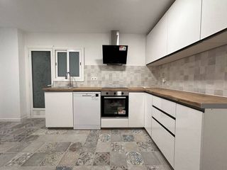 Piso en venta en Casagemes - Canyadó en Badalona