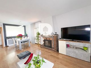 Chalet en venta en Corbera de Llobregat