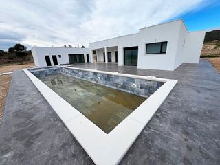 Casa en venta en Aspe
