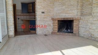 Piso en venta en Can Roca-Muntanyeta en Castelldefels