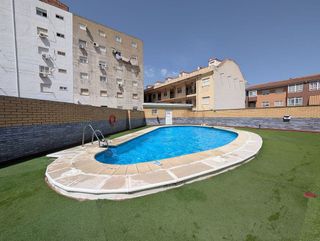 Piso en venta en Linares