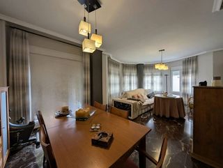 Piso en venta en Linares