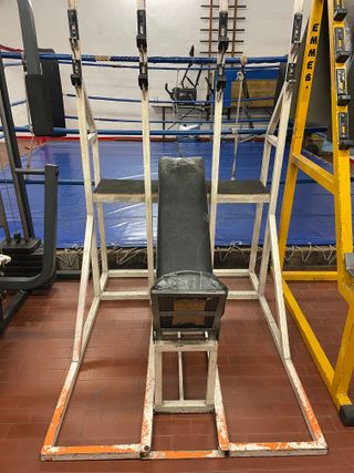 Panca per sollevamento pesi