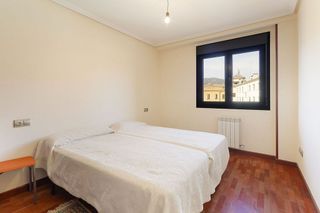 Piso en venta en Milán - Pumarín - Teatinos en Oviedo