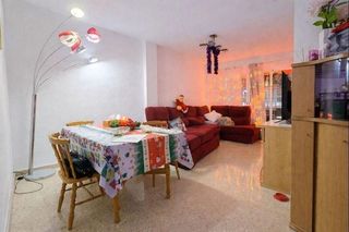 Piso en venta en Juan XXIII en Alicante