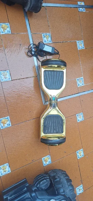 Hoverboard Dorado con Cargador