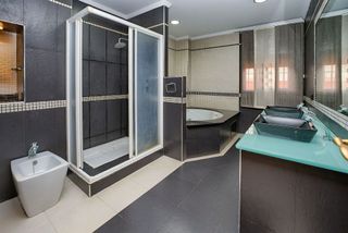 Chalet en venta en Montequinto en Dos Hermanas