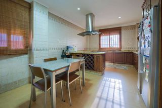 Chalet en venta en Montequinto en Dos Hermanas