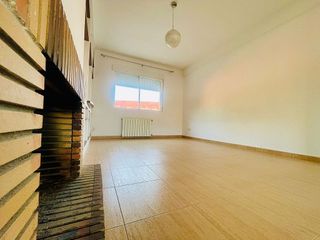 Casa adosada en venta en Olías del Rey