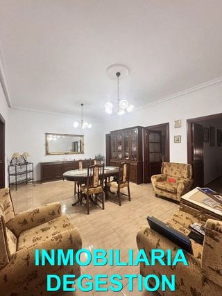 Casa en venta en Linares