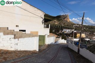 Chalet en venta en Moclín