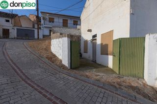 Chalet en venta en Moclín