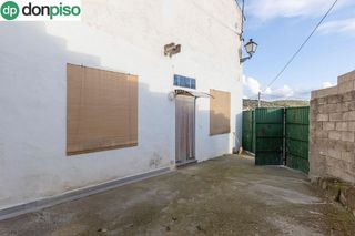 Chalet en venta en Moclín