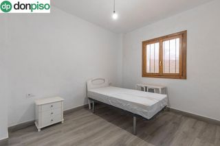 Chalet en venta en Moclín