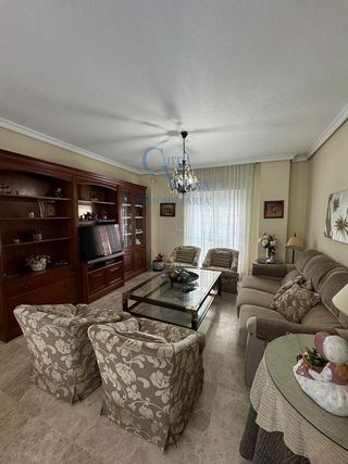 Chalet en venta en Montequinto en Dos Hermanas