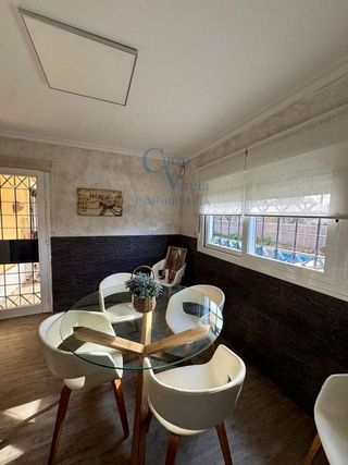 Chalet en venta en Montequinto en Dos Hermanas