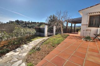 Cortijo en venta en Calahonda en Mijas