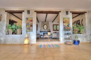 Cortijo en venta en Calahonda en Mijas