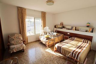 Casa en venta en Crevillent