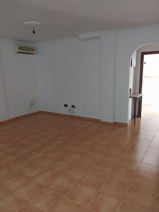 Casa adosada en venta en Cártama