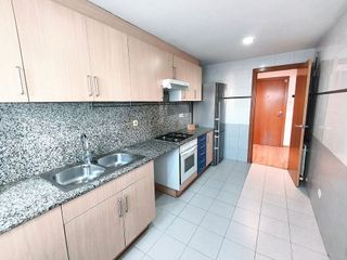 Piso en venta en La Bordeta en Barcelona