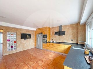 Casa adosada en venta en Centro - El Castillo en Sagunto