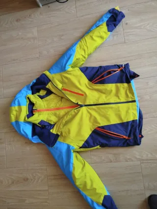 Bajada de precio.Chaqueta para Nieve Niños 14 año.