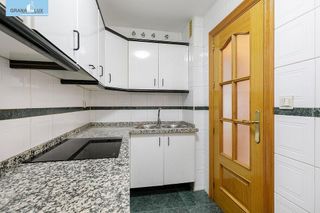 Piso en venta en Pajaritos - Plaza de Toros en Granada