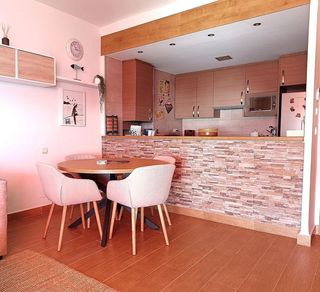 Piso en venta en El Bajondillo en Torremolinos