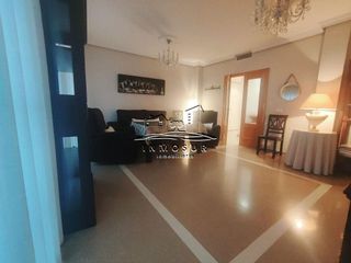 Piso en venta en Lucena